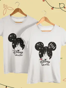 A Disney De Natal 2023 Série Floco De Neve, Castelo De Minnie T-Camisa Casual Simples E Confortável Vento, Homens E Mulheres, Alguns Tops Branco